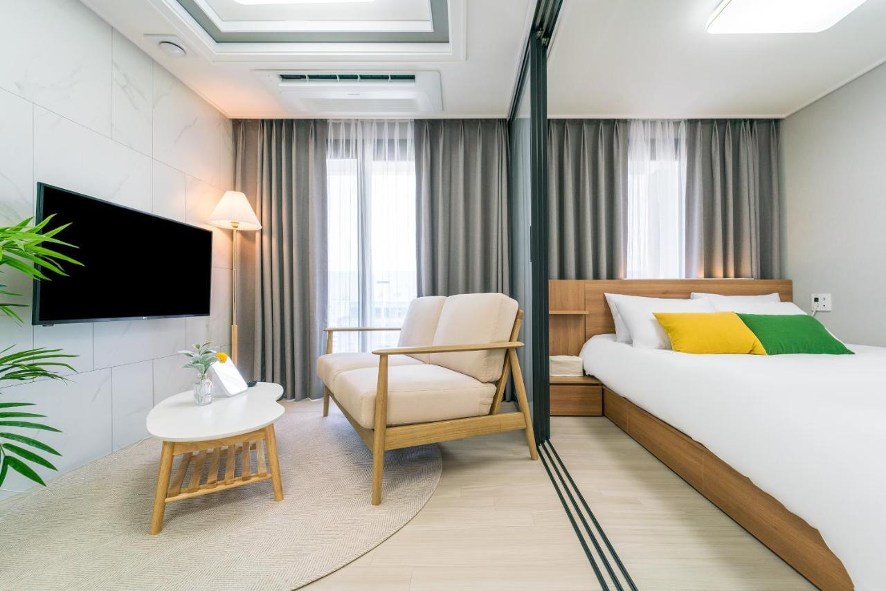 Urbanstay Jeju Airport エクステリア 写真
