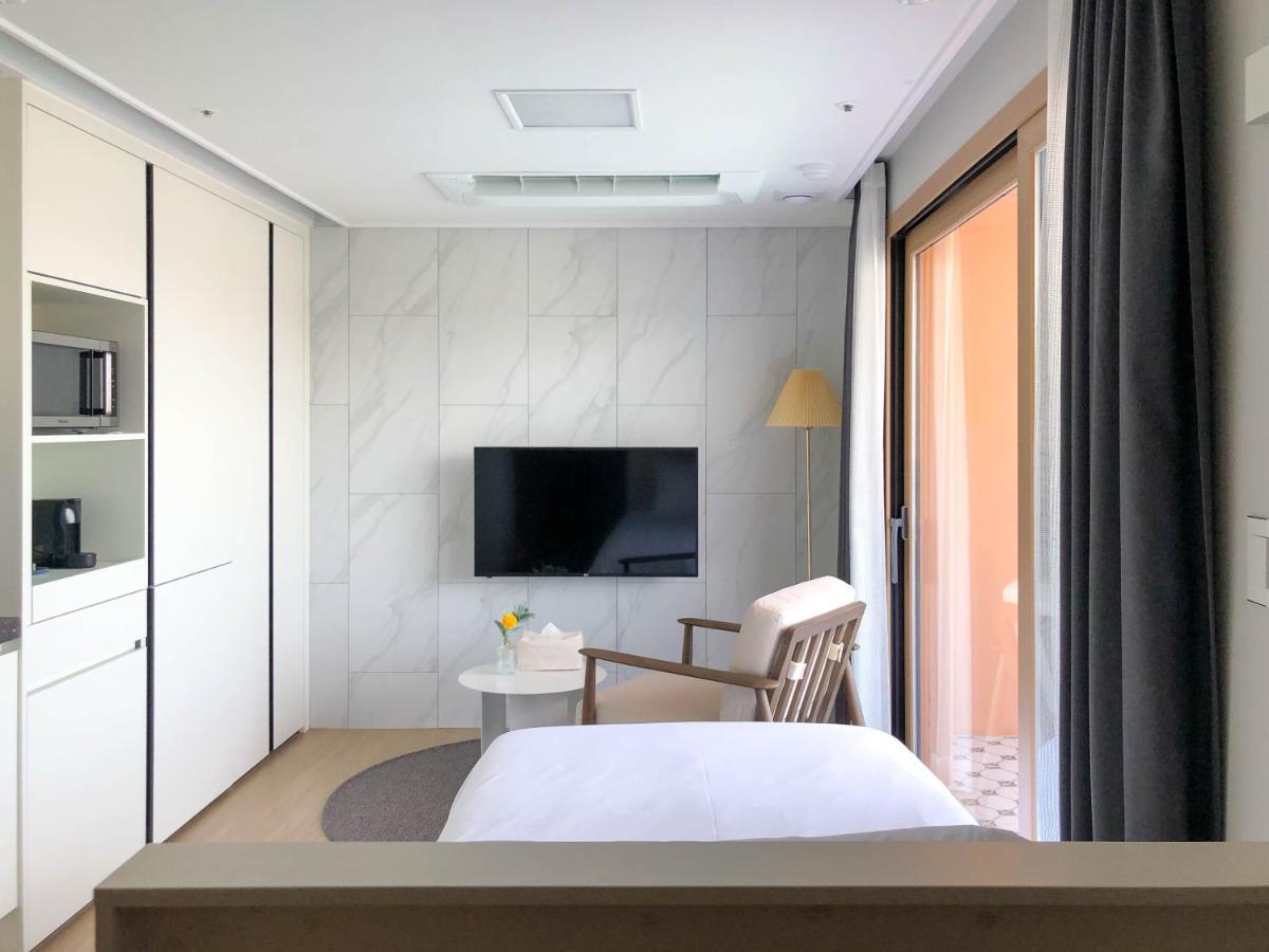 Urbanstay Jeju Airport エクステリア 写真